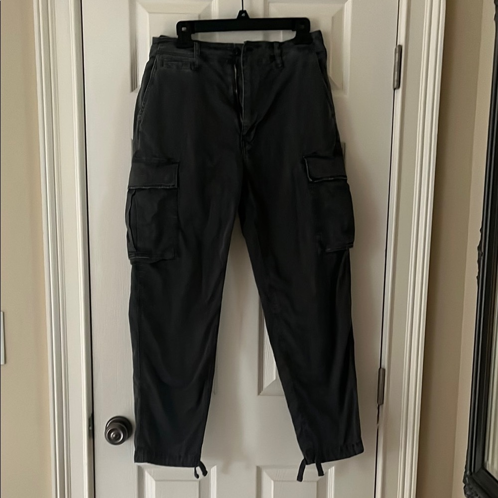 American Eagle Outfitters Black Cargo Pants with Utility Design